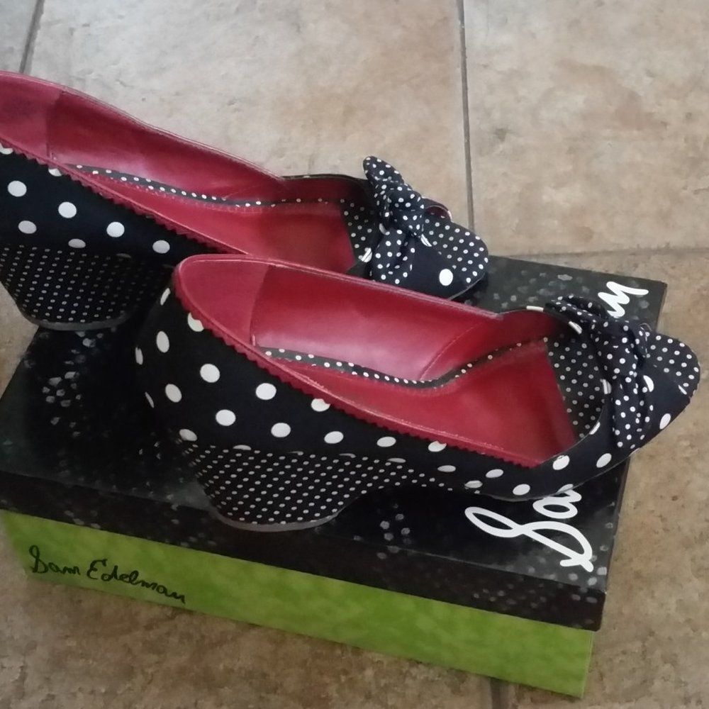 Sam Edelman INDIGO peep-toe wedges
